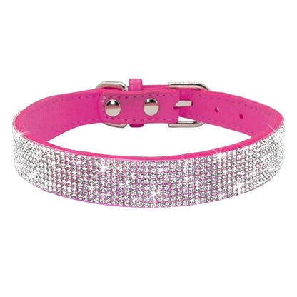 Velvexa | Luxuriöses Hundehalsband mit Strasssteinen und weichem Wildleder-Finish