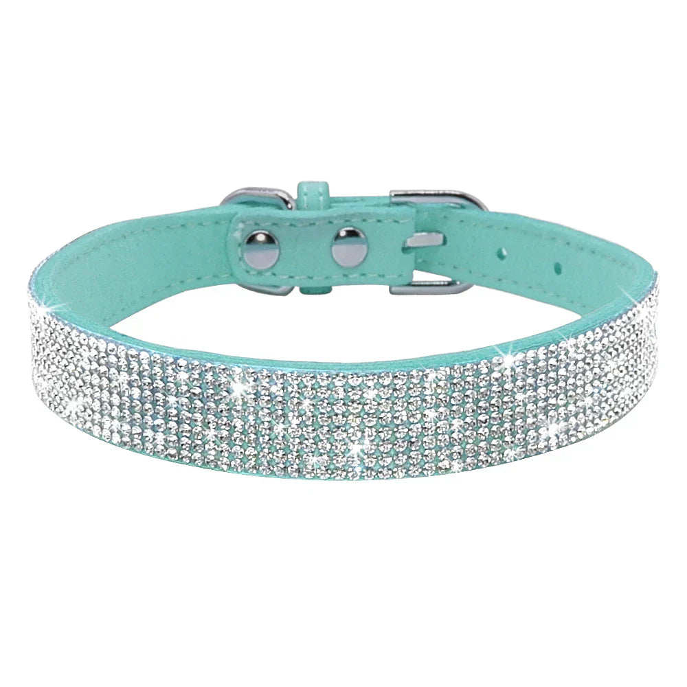 Velvexa | Luxuriöses Hundehalsband mit Strasssteinen und weichem Wildleder-Finish