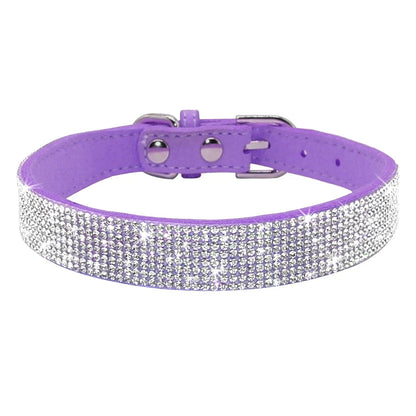 Velvexa | Luxuriöses Hundehalsband mit Strasssteinen und weichem Wildleder-Finish