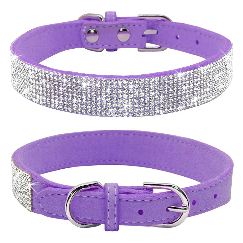 Velvexa | Luxuriöses Hundehalsband mit Strasssteinen und weichem Wildleder-Finish